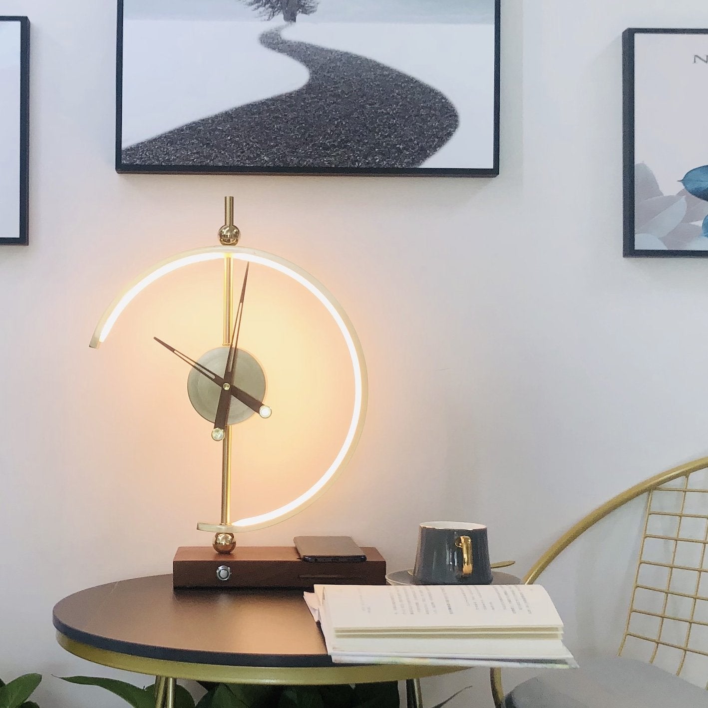 Lampe de Table Moderne Bois avec Horloge & Chargeur
